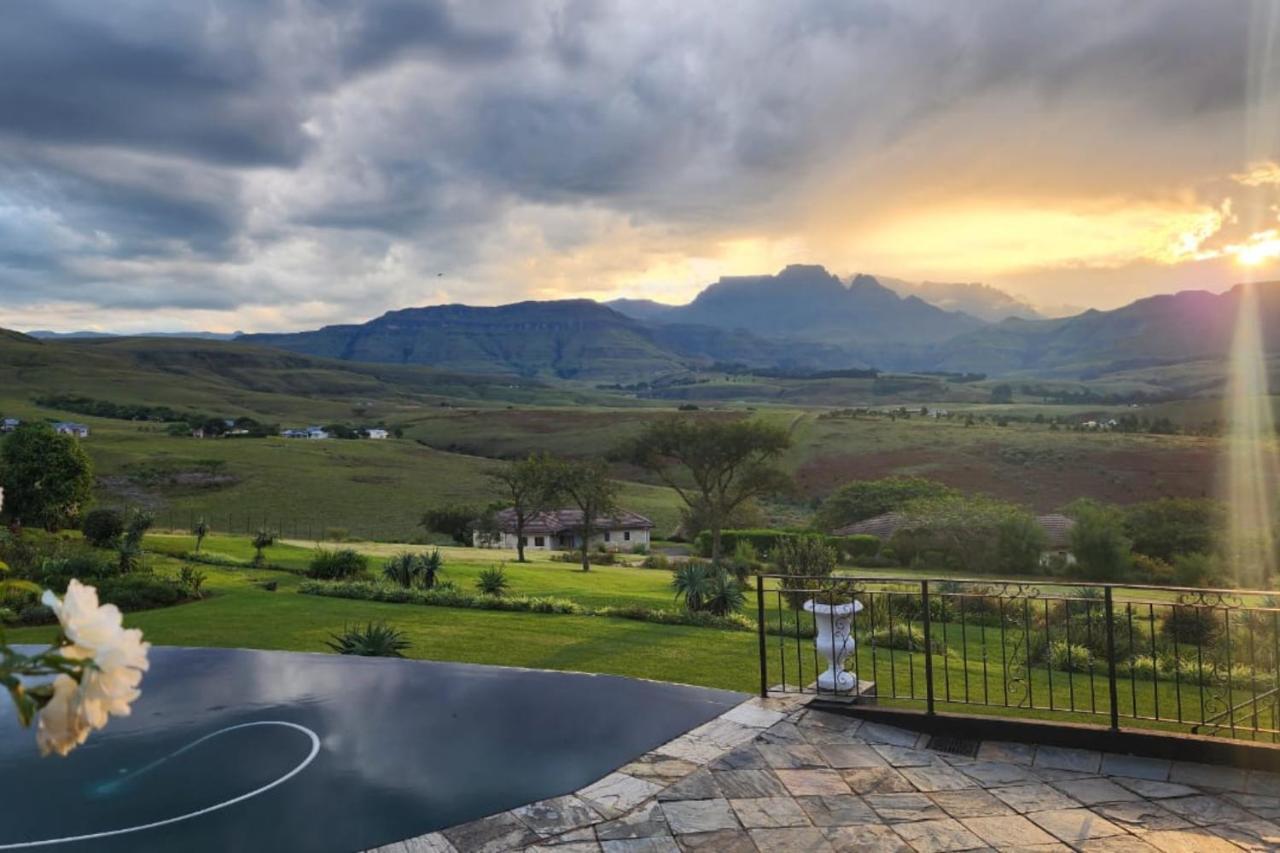 Inkungu Lodge Champagne Valley Exterior photo