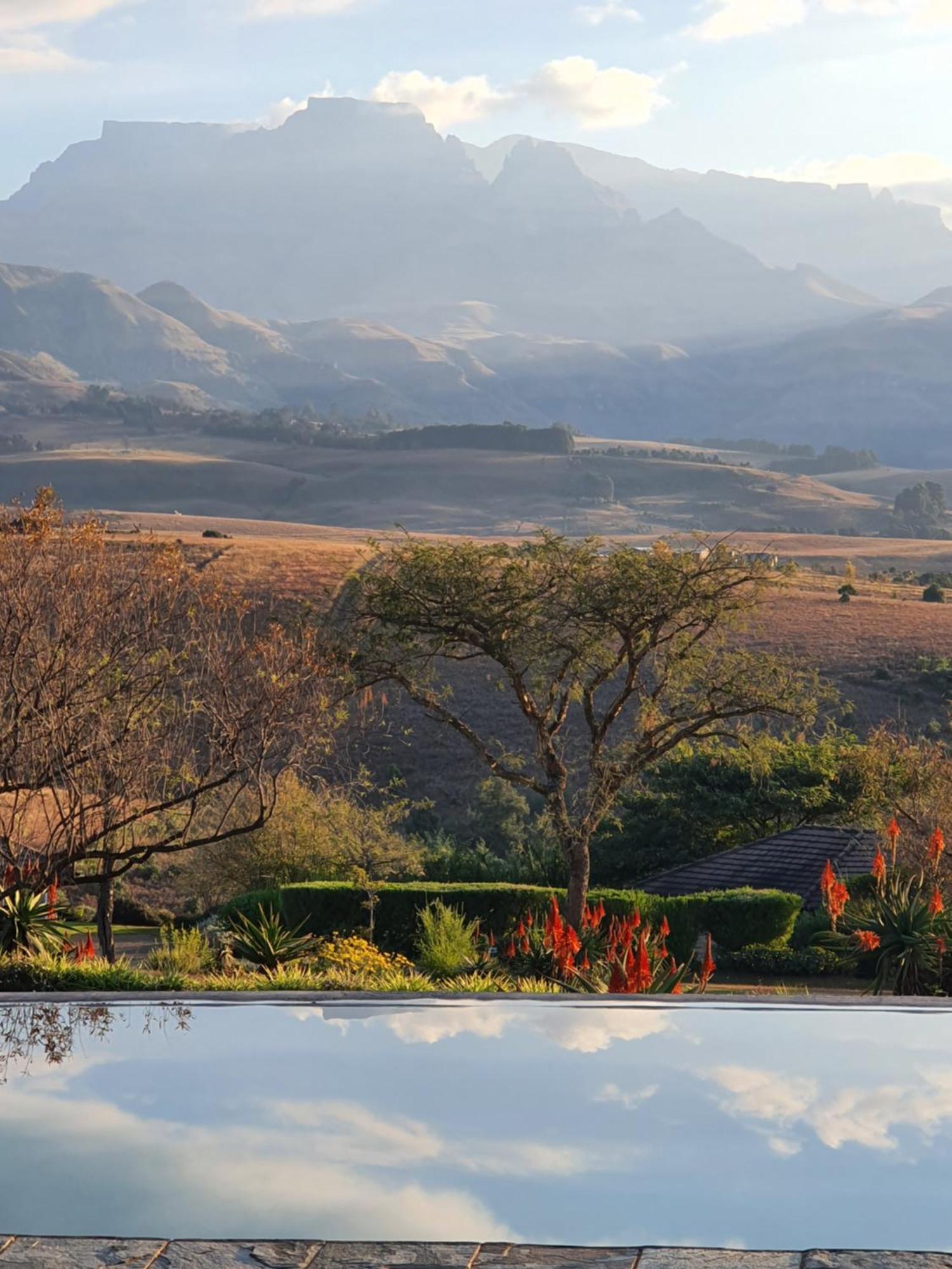 Inkungu Lodge Champagne Valley Exterior photo